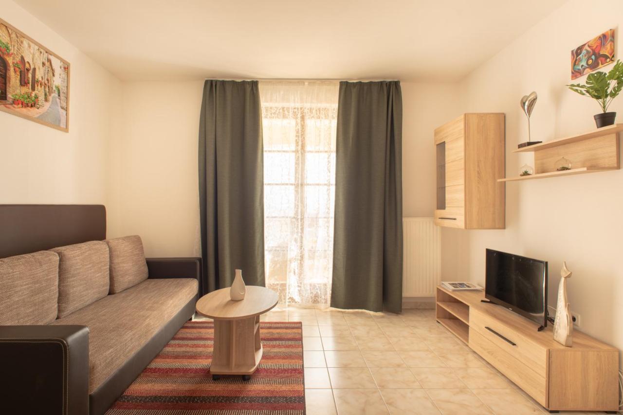 Modor Apartman Alsópáhok Εξωτερικό φωτογραφία
