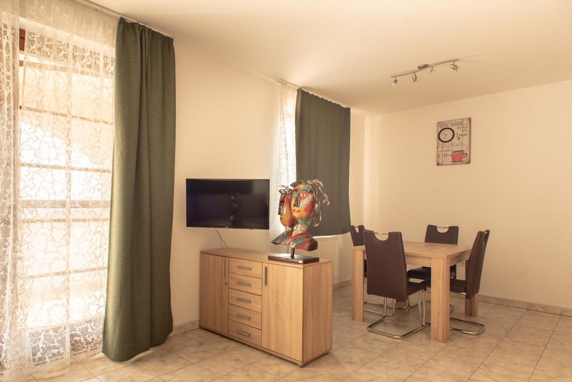 Modor Apartman Alsópáhok Εξωτερικό φωτογραφία