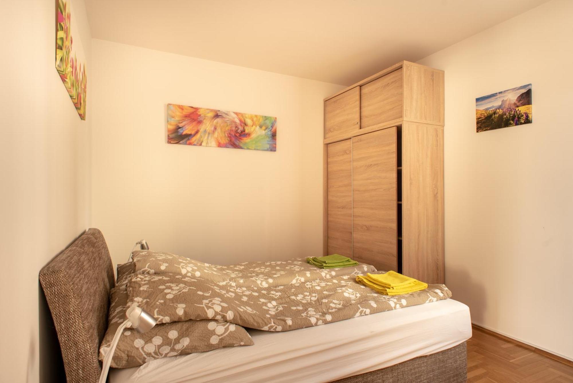 Modor Apartman Alsópáhok Εξωτερικό φωτογραφία