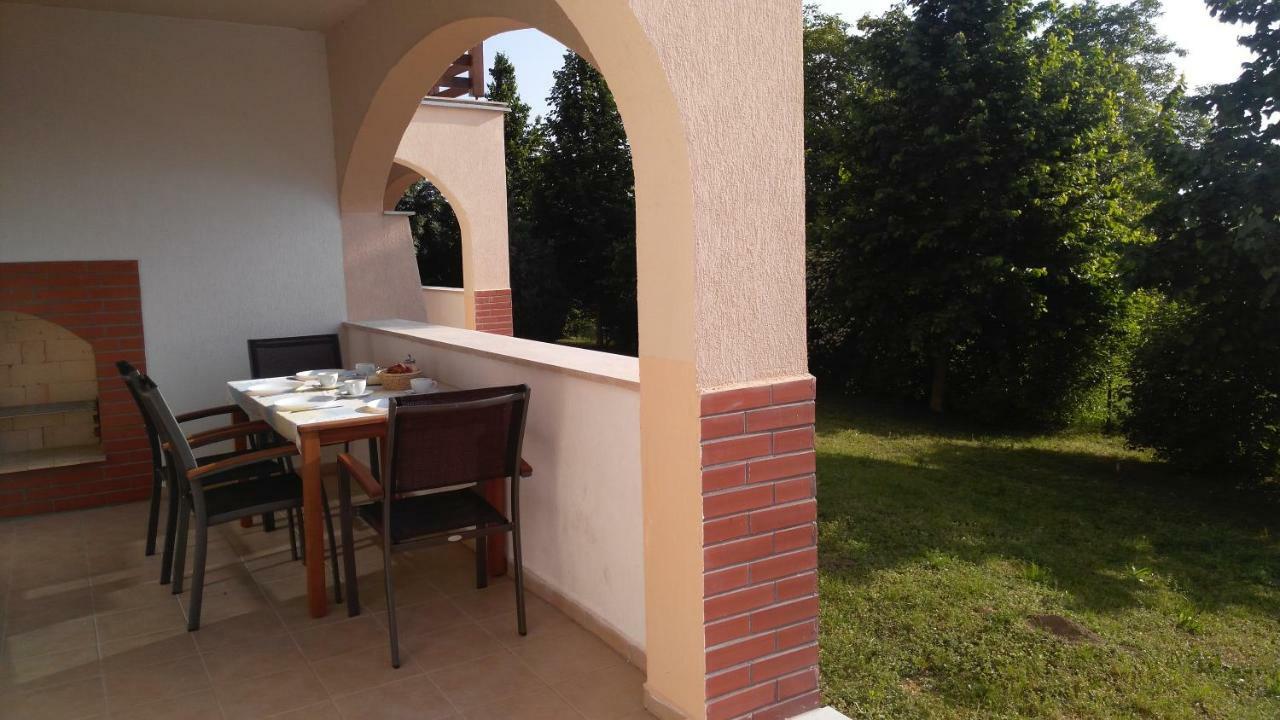 Modor Apartman Alsópáhok Εξωτερικό φωτογραφία