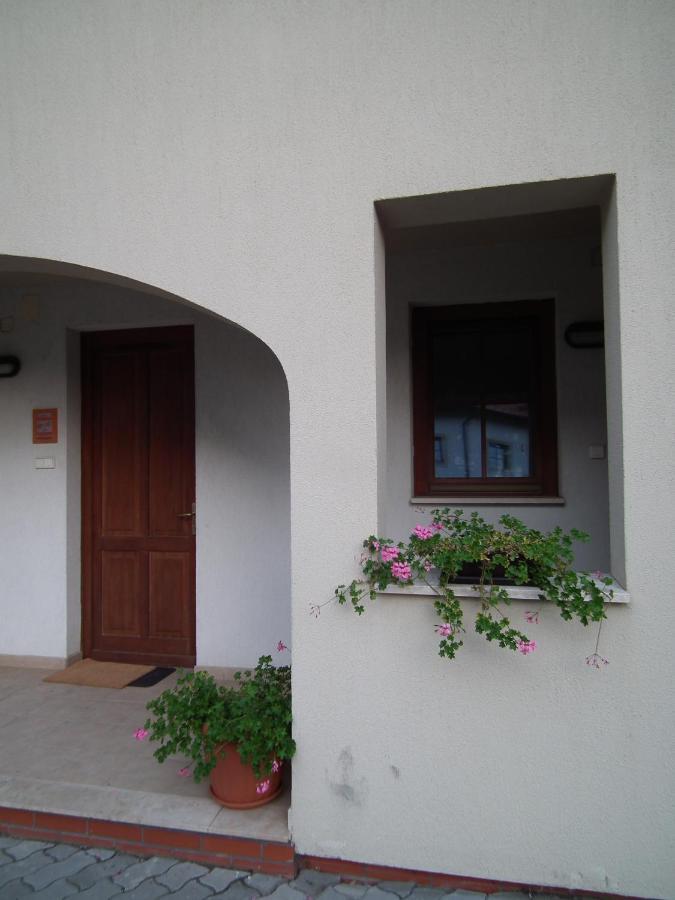 Modor Apartman Alsópáhok Δωμάτιο φωτογραφία